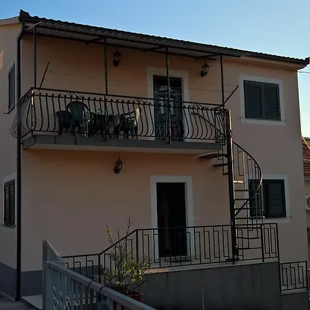 Ivona * Traù