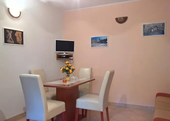 Ivona Apartment Trogir